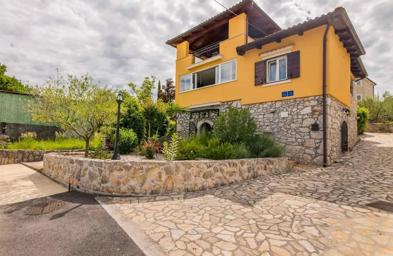Apartment In Klimno/Insel Krk 34437  Klimno